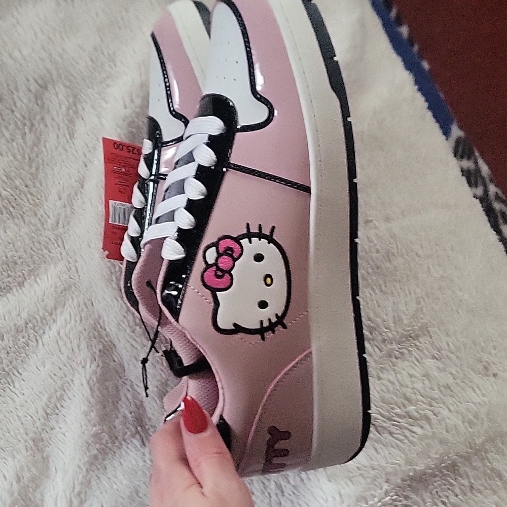 Hello Kitty Women's Pink and Black Sneakers